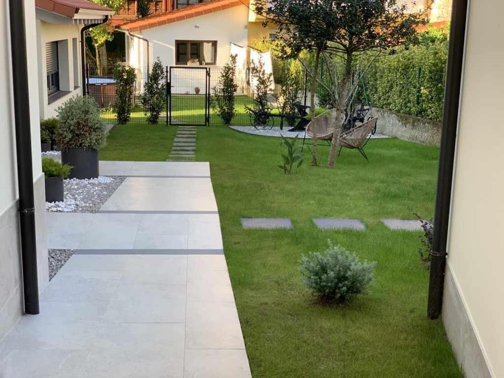 Adosadoduplex Marea Baja 3 Zona Playa Ideal Familias Parejas Y Amigos Llanes Exterior foto